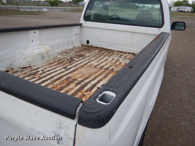 image for item GF9175 2004 Ford F250 Super Duty  pickup truck
