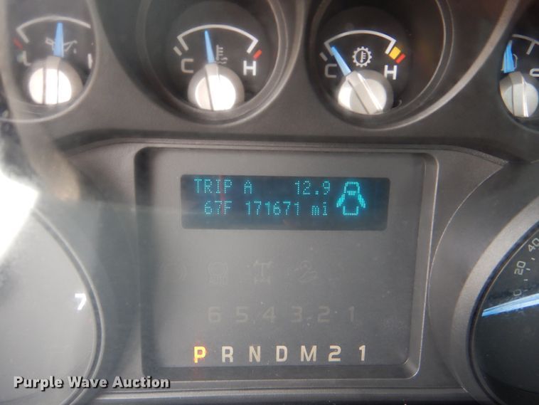 image for item GF9176 2011 Ford F250  utility bed pickup truck