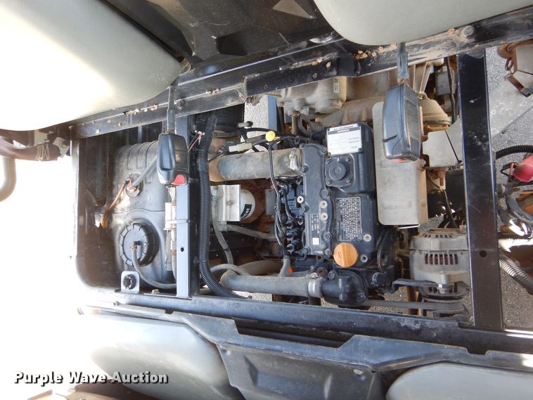 image for item GK9187 2013 Bobcat 3400XL utility vehicle