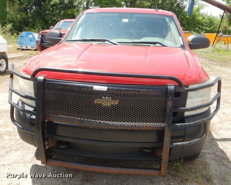 image for item GN9314 2008 Chevrolet Silverado 1500  Crew Cab pickup truck