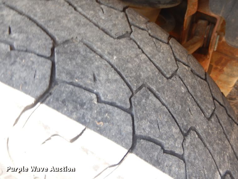 image for item GN9314 2008 Chevrolet Silverado 1500  Crew Cab pickup truck