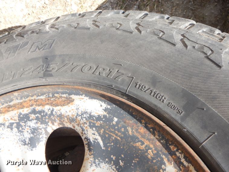 image for item GN9314 2008 Chevrolet Silverado 1500  Crew Cab pickup truck