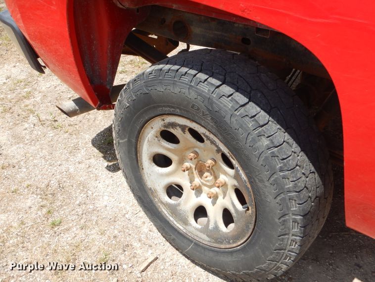 image for item GN9314 2008 Chevrolet Silverado 1500  Crew Cab pickup truck