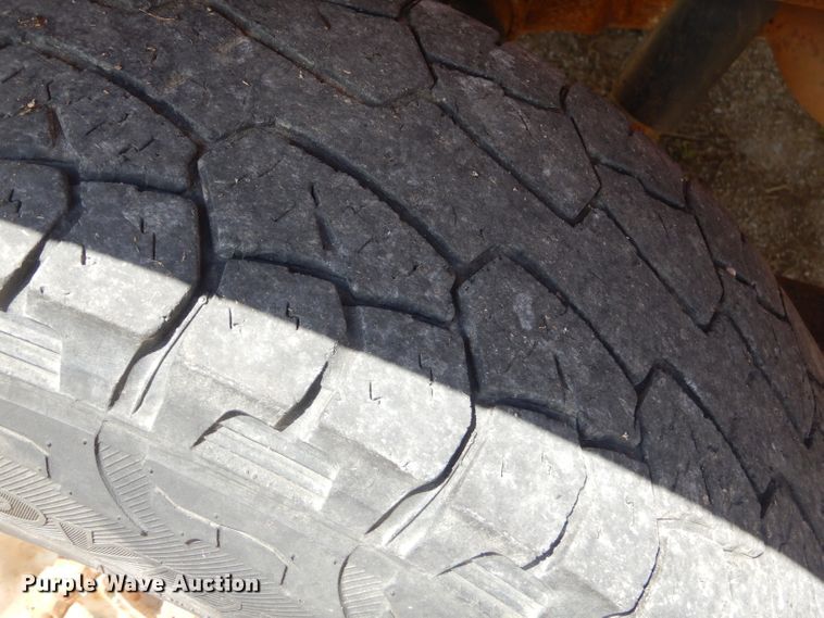 image for item GN9314 2008 Chevrolet Silverado 1500  Crew Cab pickup truck