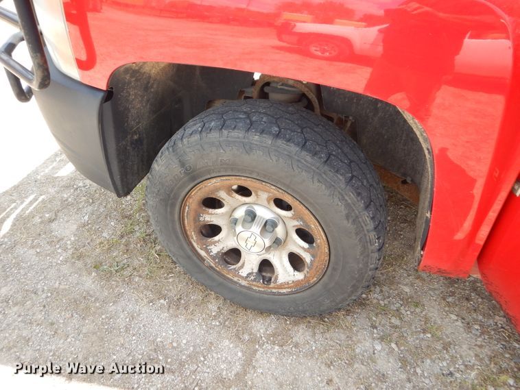 image for item GN9314 2008 Chevrolet Silverado 1500  Crew Cab pickup truck