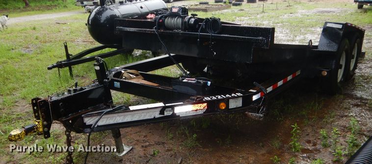 image for item GN9361 2015 Towmaster T-9DT tilt deck utility trailer