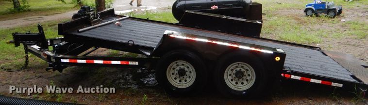 image for item GN9361 2015 Towmaster T-9DT tilt deck utility trailer