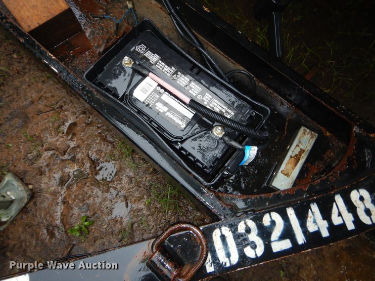 image for item GN9361 2015 Towmaster T-9DT tilt deck utility trailer