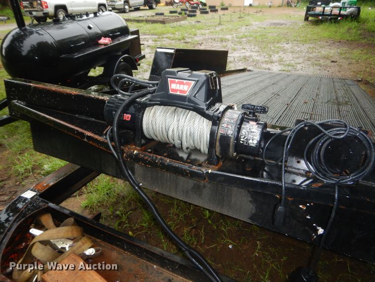 image for item GN9361 2015 Towmaster T-9DT tilt deck utility trailer