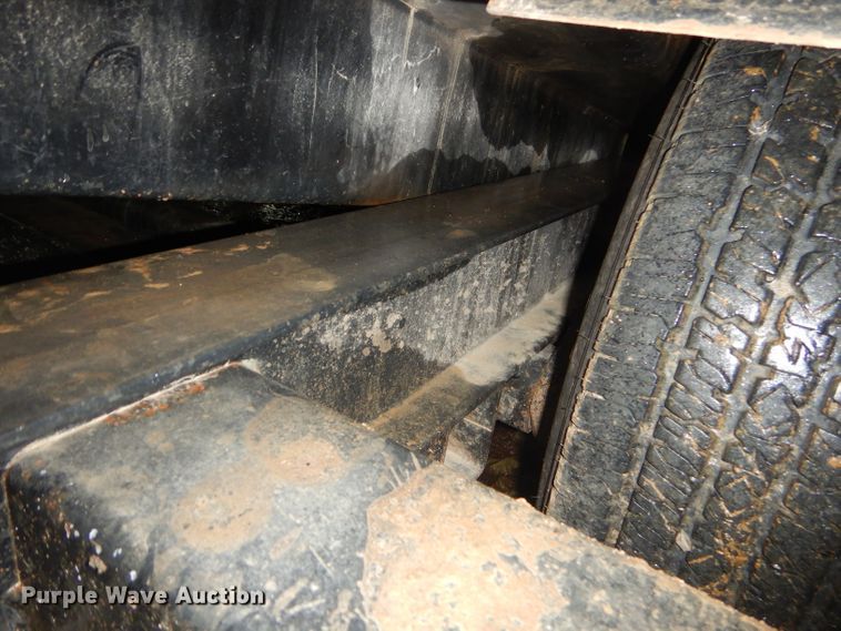 image for item GN9361 2015 Towmaster T-9DT tilt deck utility trailer