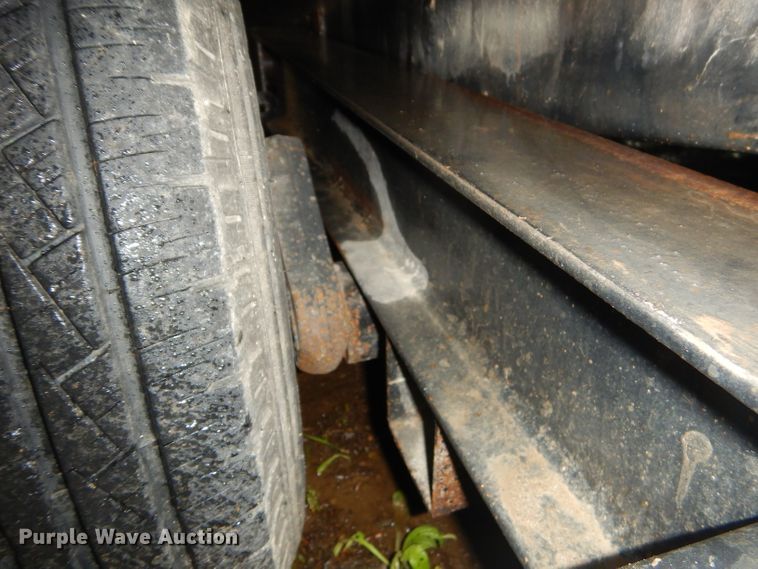 image for item GN9361 2015 Towmaster T-9DT tilt deck utility trailer