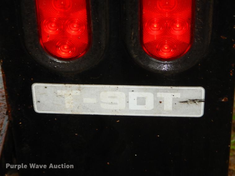 image for item GN9361 2015 Towmaster T-9DT tilt deck utility trailer