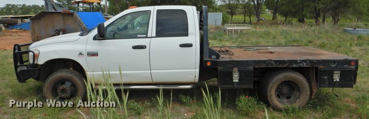 image for item GN9892 2009 Dodge Ram 3500HD  Quad Cab flatbed pickup truck