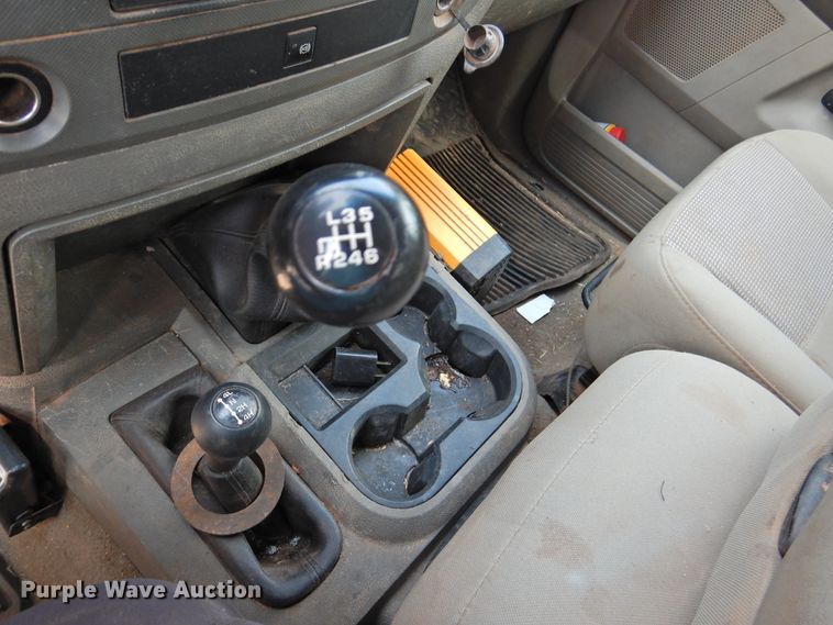 image for item GN9892 2009 Dodge Ram 3500HD  Quad Cab flatbed pickup truck