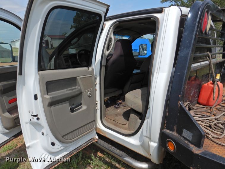 image for item GN9892 2009 Dodge Ram 3500HD  Quad Cab flatbed pickup truck