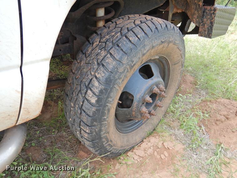 image for item GN9892 2009 Dodge Ram 3500HD  Quad Cab flatbed pickup truck