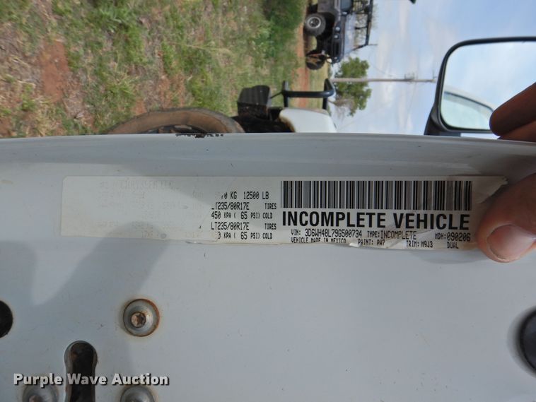 image for item GN9892 2009 Dodge Ram 3500HD  Quad Cab flatbed pickup truck