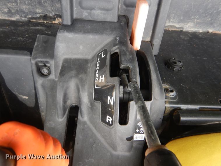 image for item GO9658 John Deere Gator 855D S4 utility vehicle