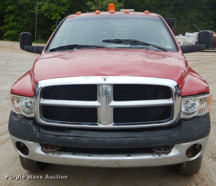 image for item GO9659 2003 Dodge Ram 3500  Quad Cab flatbed pickup truck