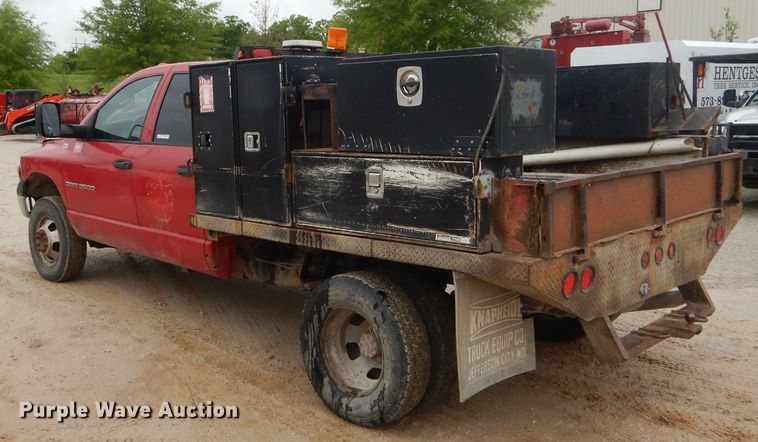 image for item GO9659 2003 Dodge Ram 3500  Quad Cab flatbed pickup truck