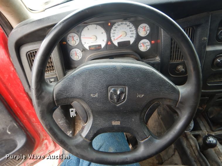 image for item GO9659 2003 Dodge Ram 3500  Quad Cab flatbed pickup truck