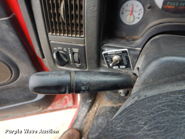 image for item GO9659 2003 Dodge Ram 3500  Quad Cab flatbed pickup truck