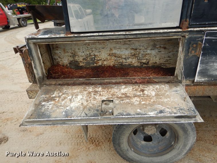 image for item GO9659 2003 Dodge Ram 3500  Quad Cab flatbed pickup truck