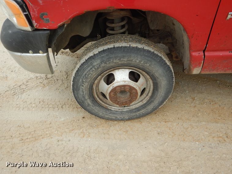 image for item GO9659 2003 Dodge Ram 3500  Quad Cab flatbed pickup truck