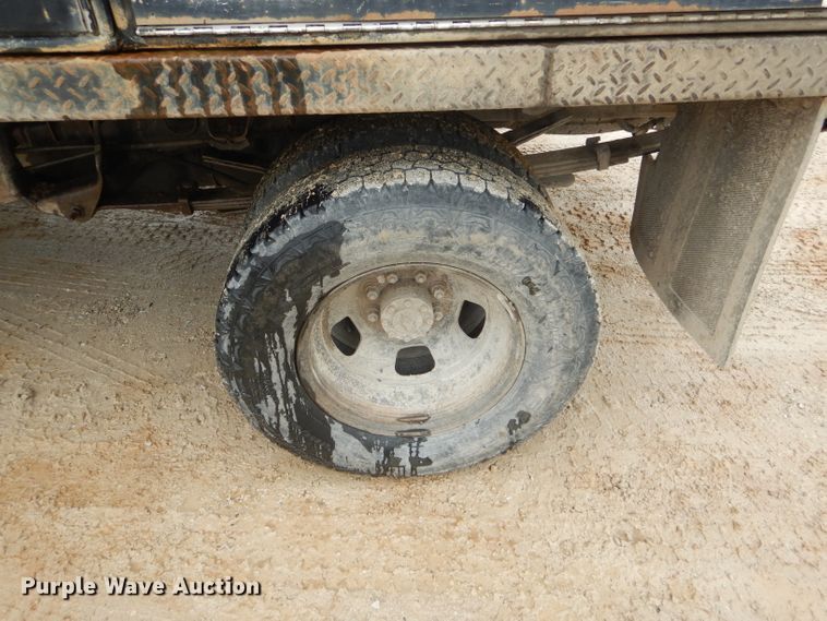 image for item GO9659 2003 Dodge Ram 3500  Quad Cab flatbed pickup truck