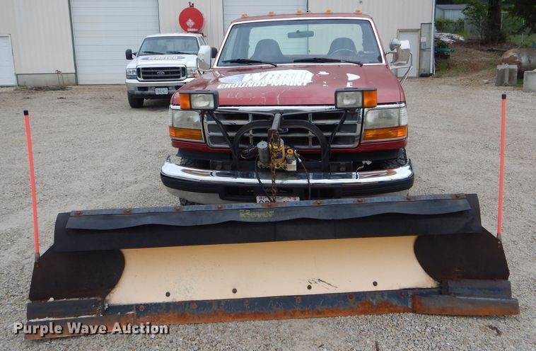 image for item GO9661 1997 Ford F250  pickup truck