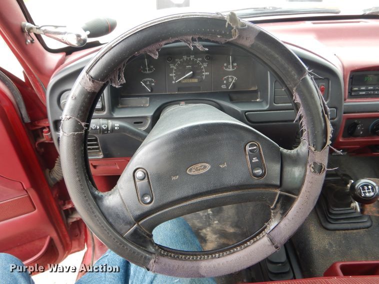 image for item GO9661 1997 Ford F250  pickup truck