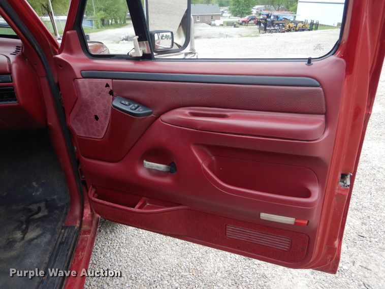 image for item GO9661 1997 Ford F250  pickup truck