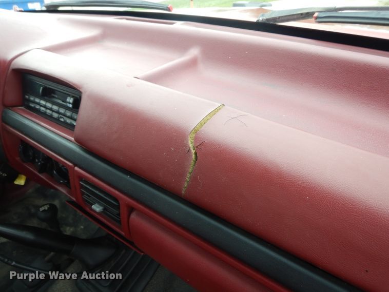 image for item GO9661 1997 Ford F250  pickup truck