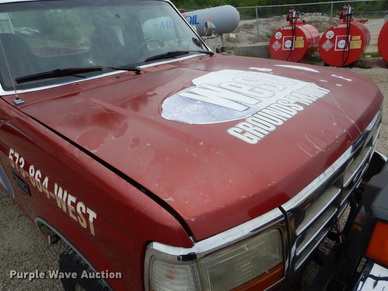 image for item GO9661 1997 Ford F250  pickup truck