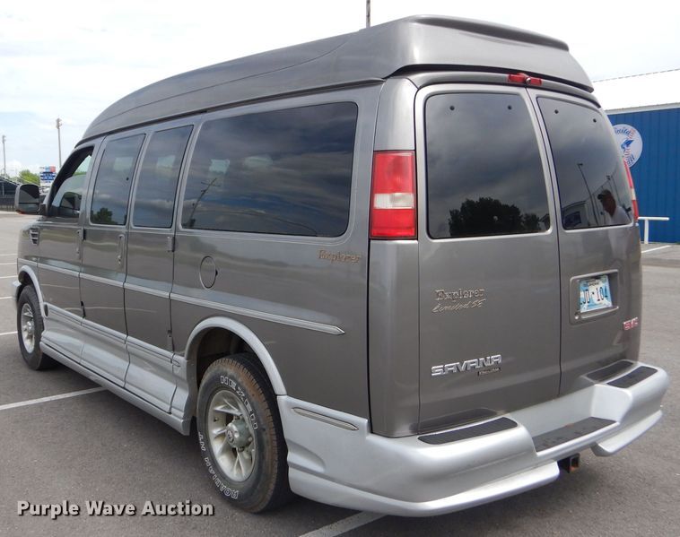 image for item GP9134 2008 GMC Savana G2500  handicap accessible van