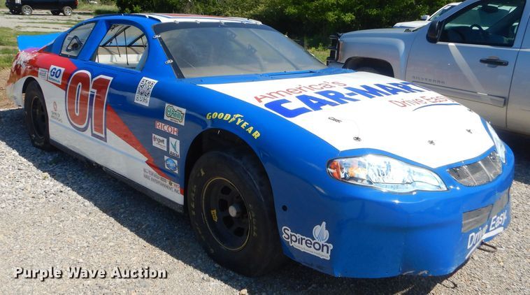 image for item GP9173 Stock car chassis