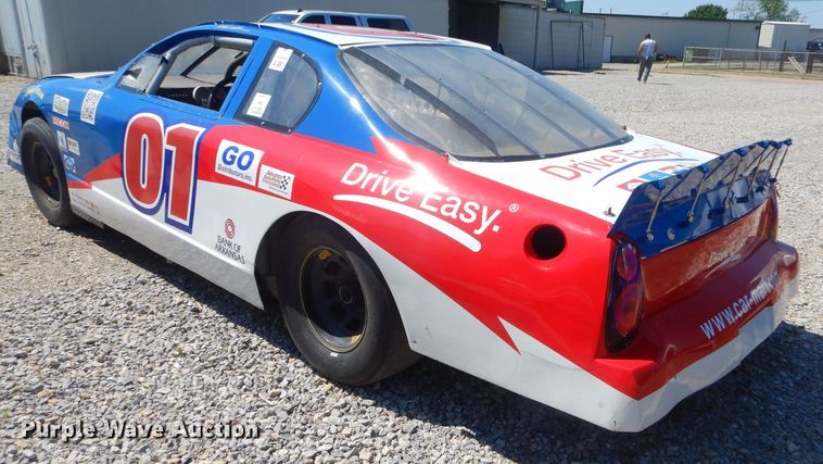 image for item GP9173 Stock car chassis