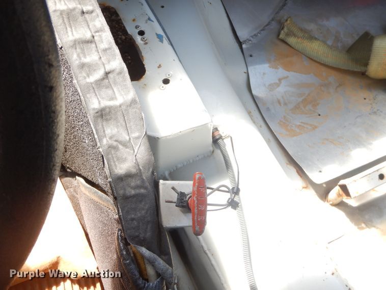 image for item GP9173 Stock car chassis