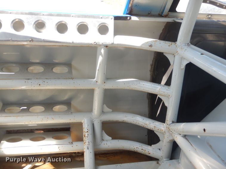 image for item GP9173 Stock car chassis