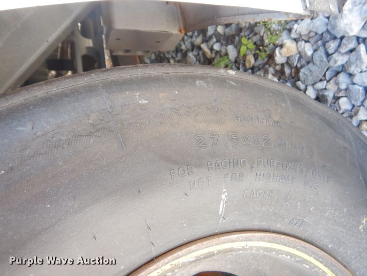 image for item GP9173 Stock car chassis