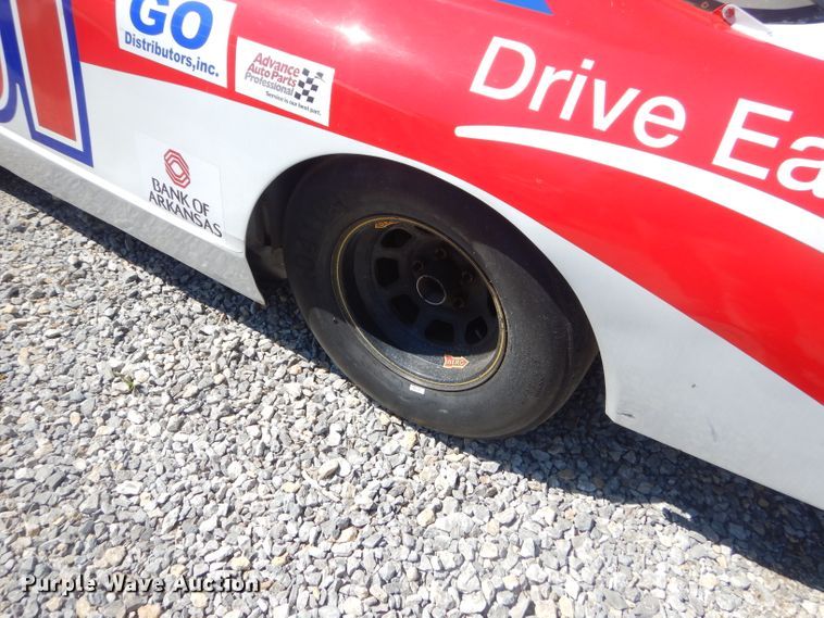 image for item GP9173 Stock car chassis