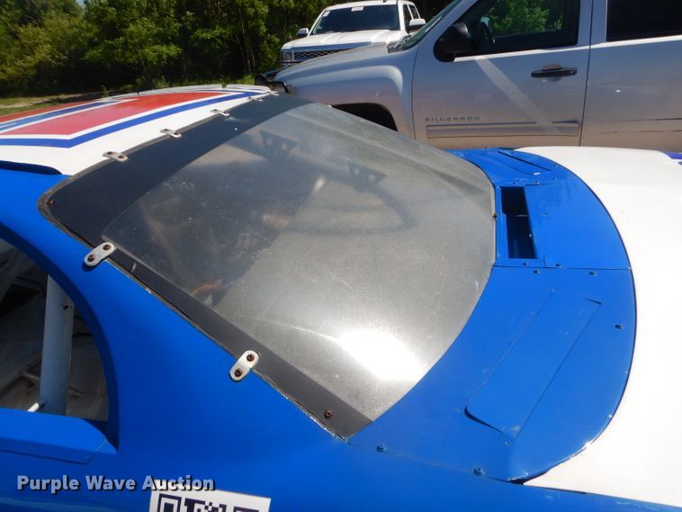 image for item GP9173 Stock car chassis