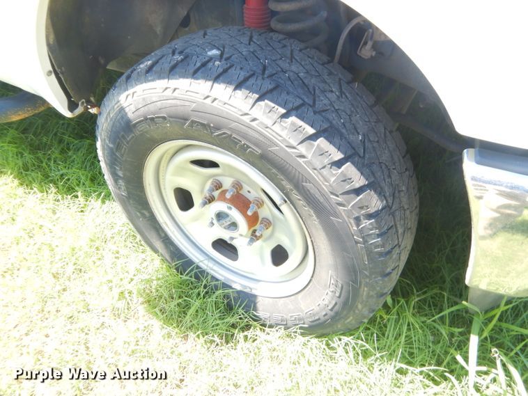 image for item GP9174 2012 Ford F350 Super Duty FX4  Crew Cab pickup truck