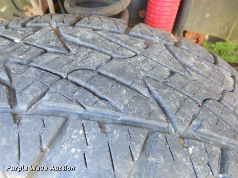 image for item GP9174 2012 Ford F350 Super Duty FX4  Crew Cab pickup truck