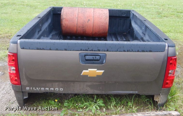 image for item GP9188 (2) Chevrolet Silverado pickup truck beds