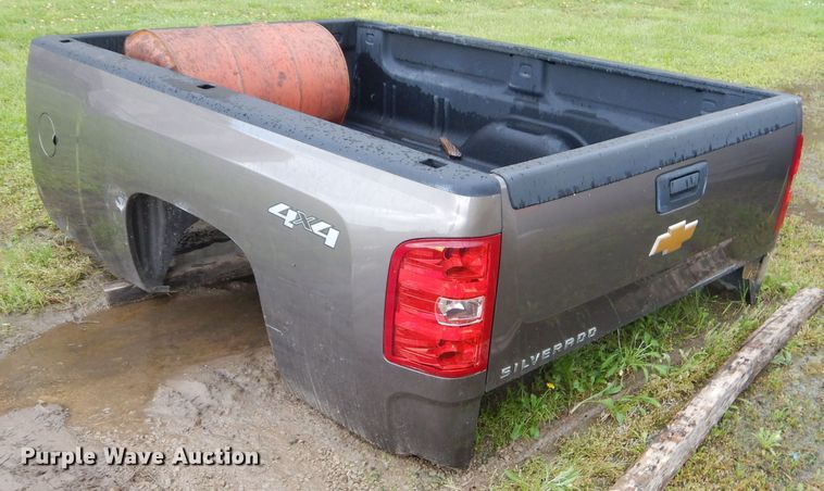 image for item GP9188 (2) Chevrolet Silverado pickup truck beds