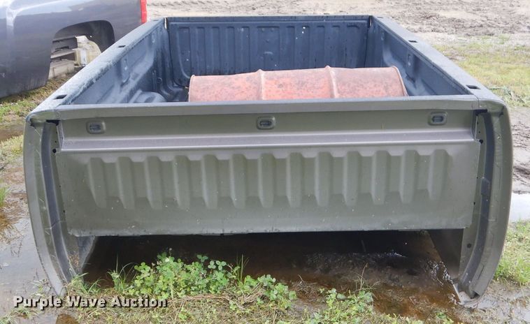 image for item GP9188 (2) Chevrolet Silverado pickup truck beds