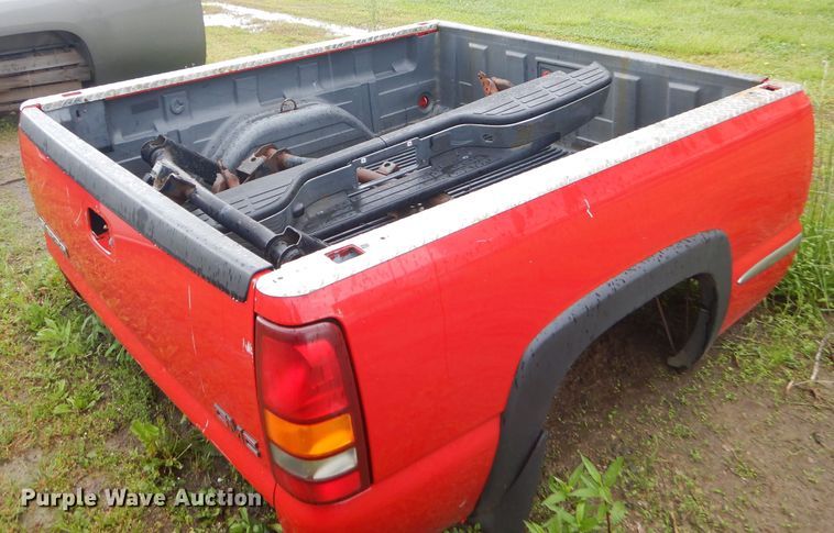 image for item GP9189 (2) pickup truck beds
