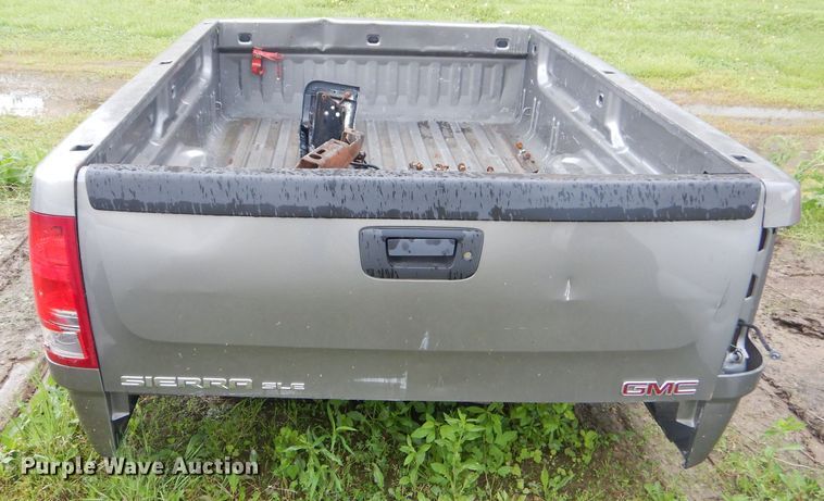 image for item GP9190 (2) pickup truck beds