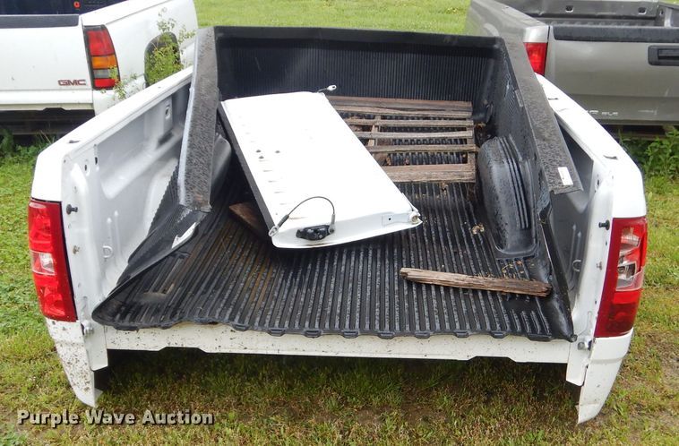 image for item GP9191 (2) pickup truck beds